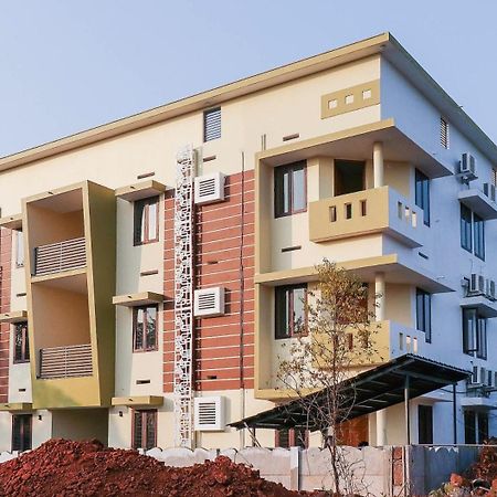 Liberty Apartments Kannur Exteriör bild