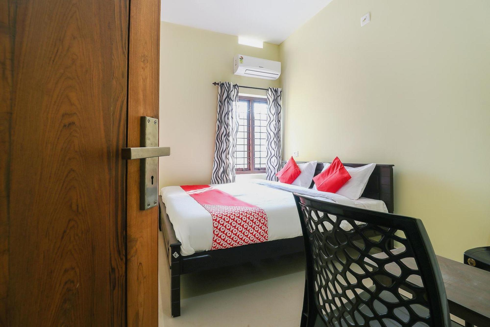 Liberty Apartments Kannur Exteriör bild